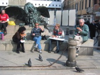 Pizza & Beer in a piazza